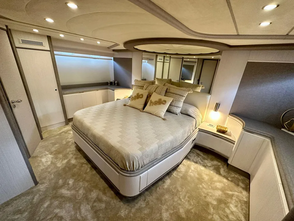 Astondoa 80 · Mazu — view 8