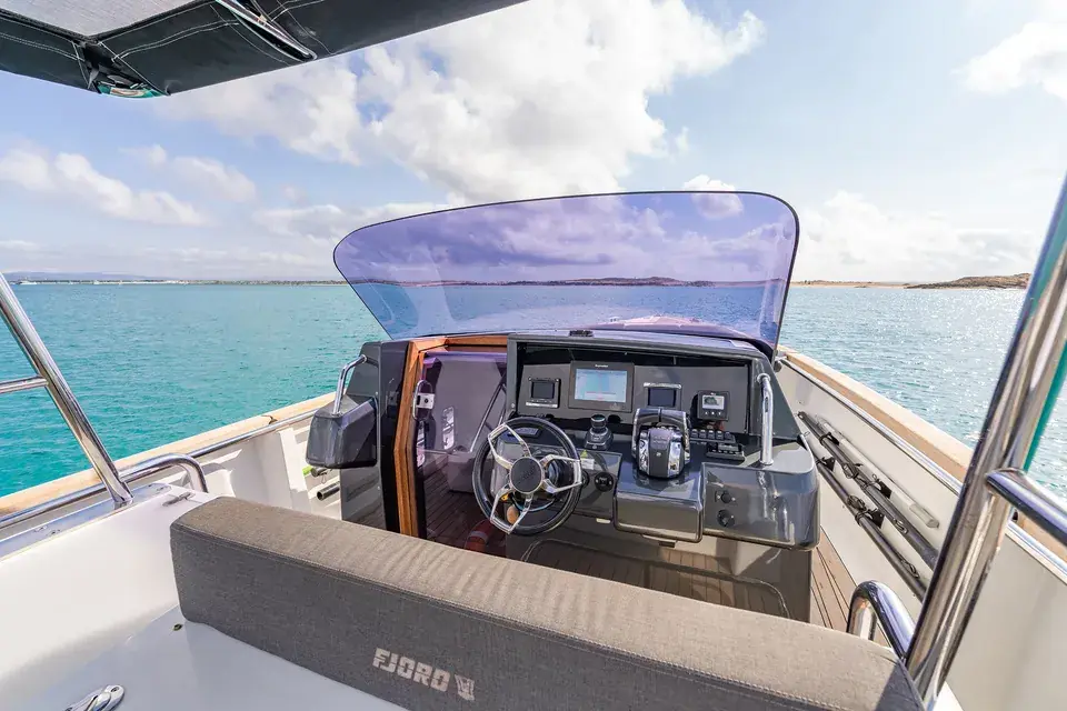 Fjord 36 Xpress · Offline — view 7