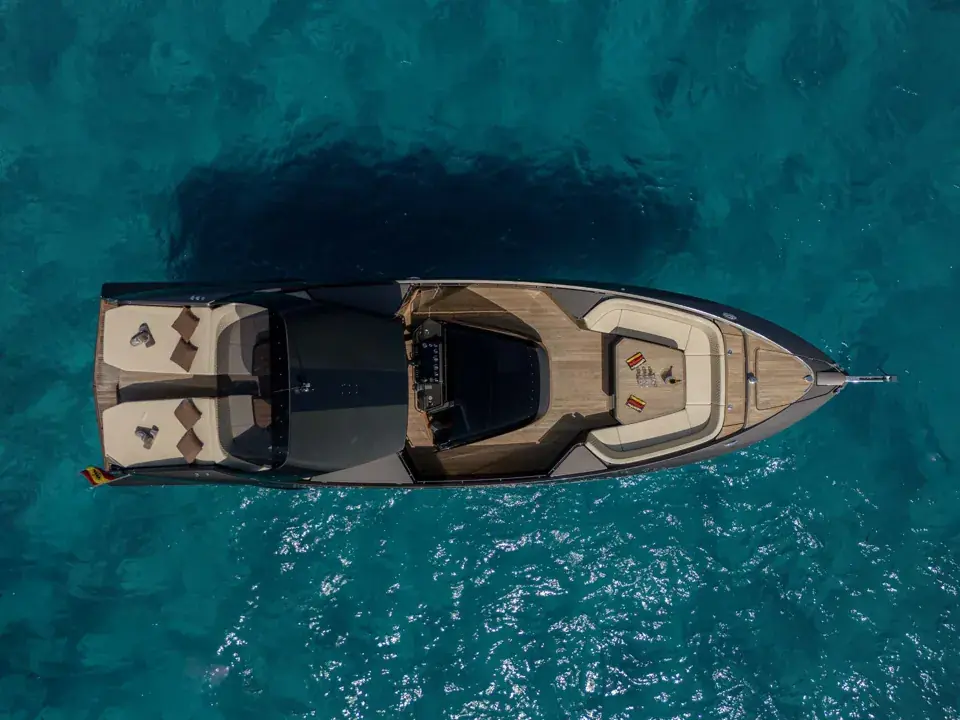 Frauscher 45 · Hailey Su — view 2