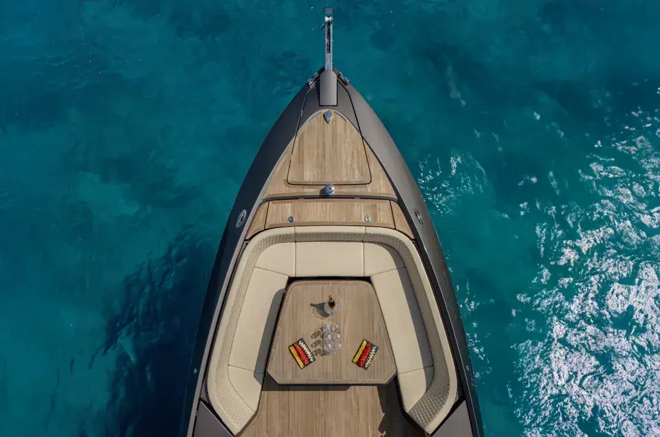 Frauscher 45 · Hailey Su — view 5