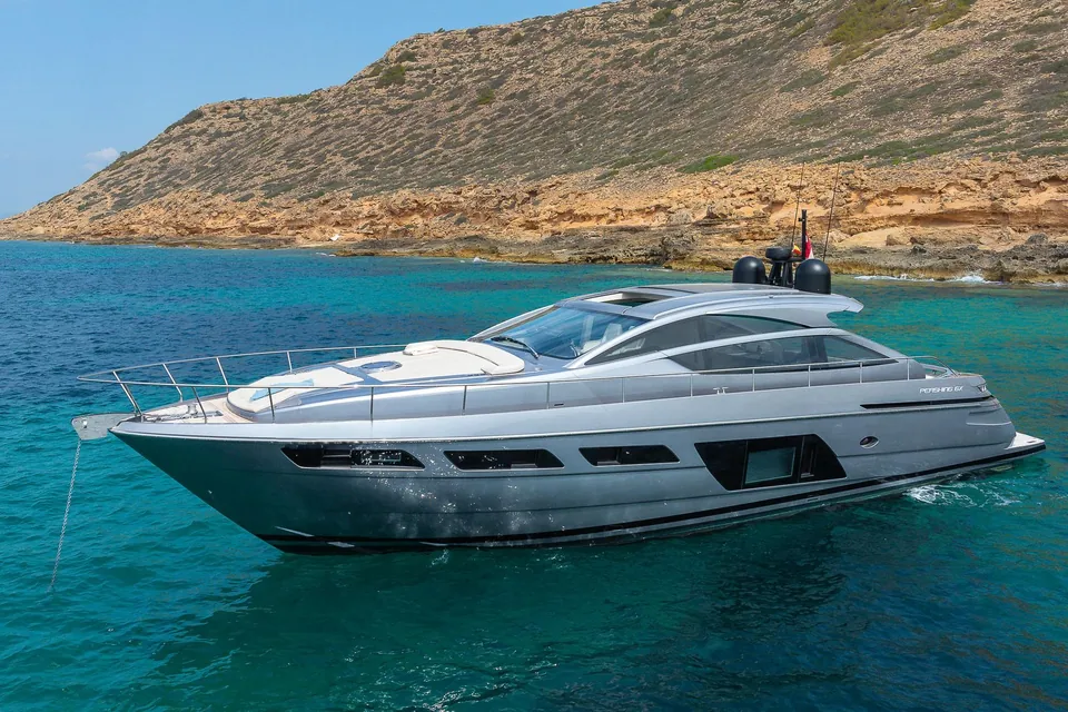 Pershing 6X · Dr. No — view 1