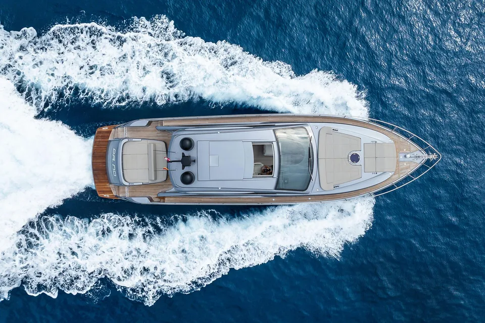 Pershing 6X · Dr. No — view 5