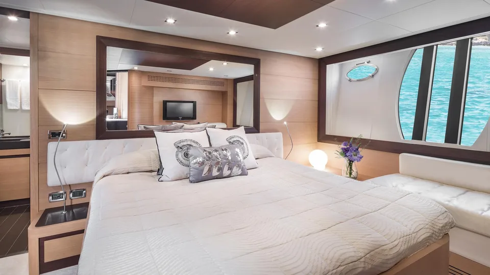 Pershing 72 · Sensation — view 11