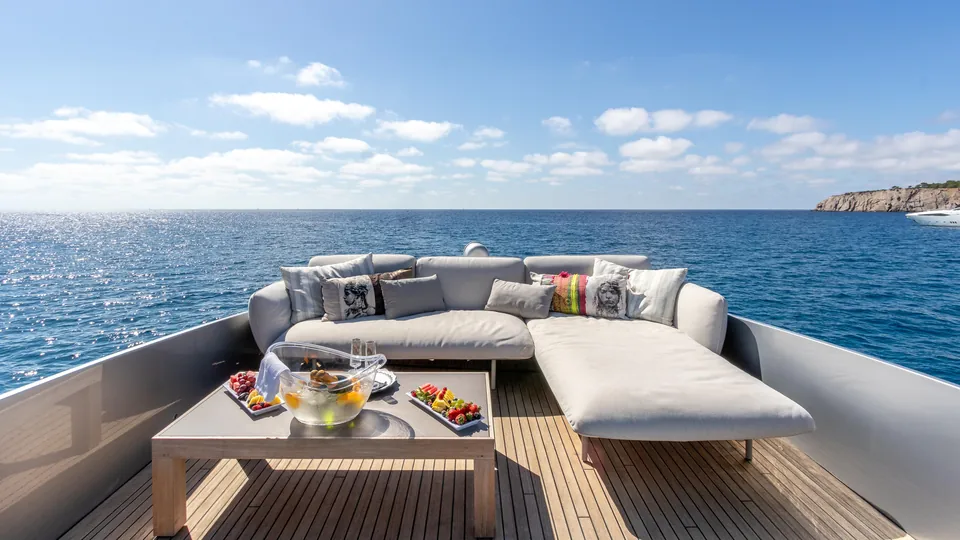 Pershing 90 · Inspiration — view 7