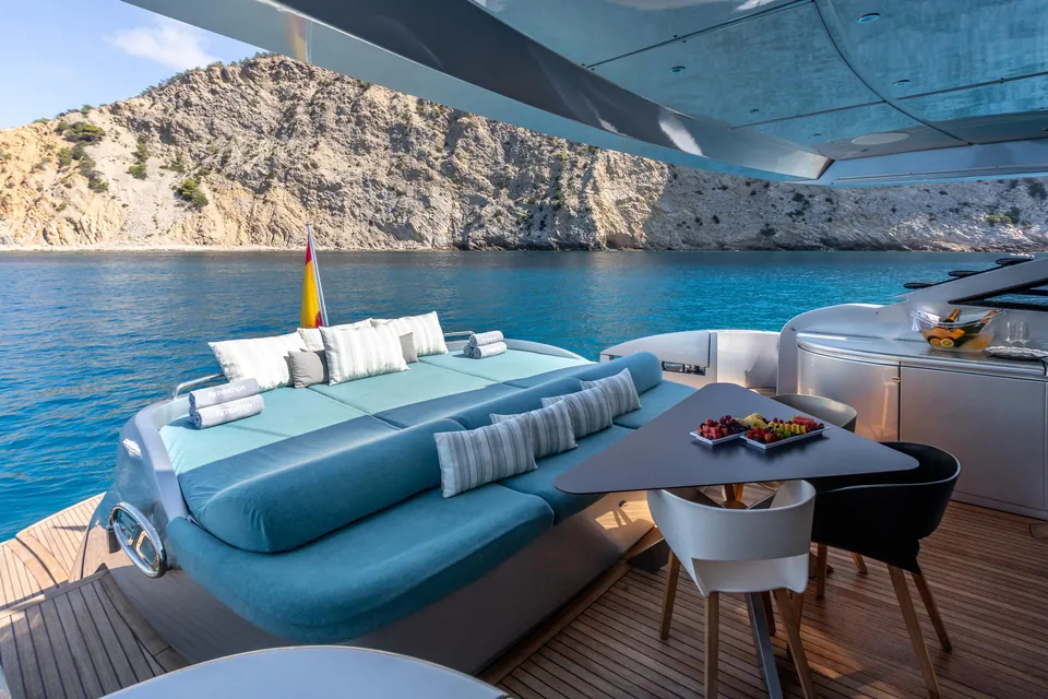 Pershing 90 · Inspiration — view 9