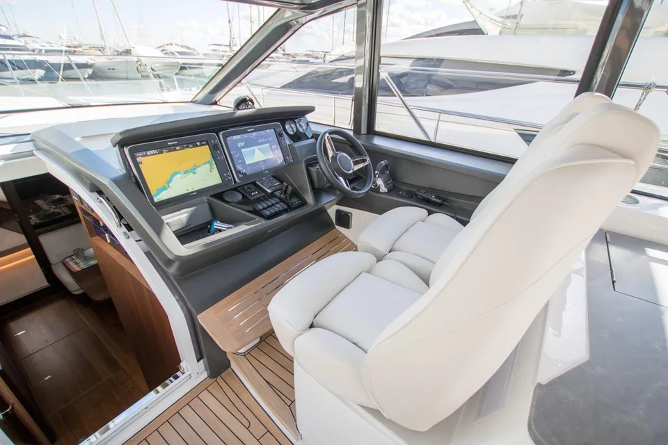 Princess V58 · Chloe — view 7