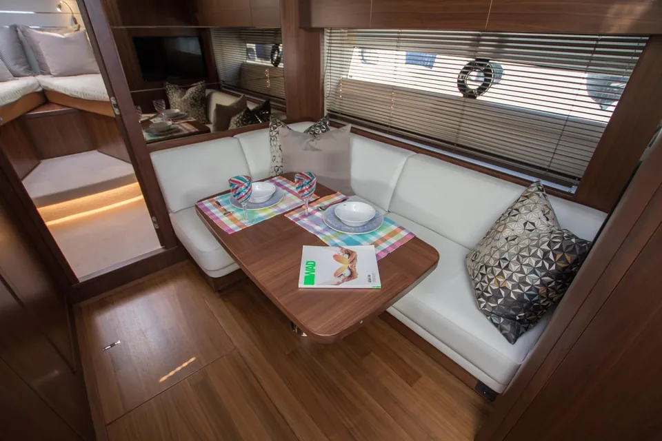Princess V58 · Chloe — view 10