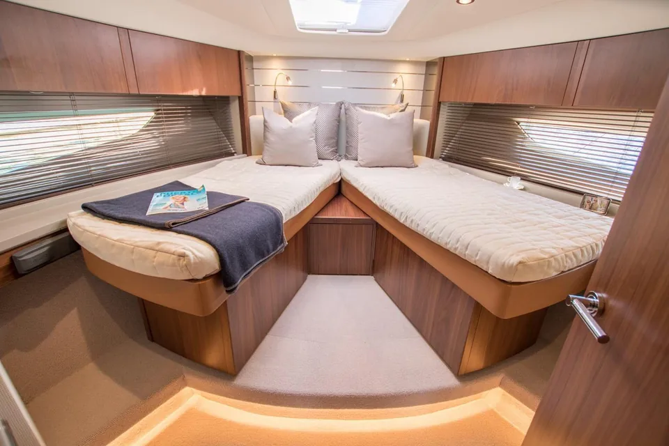 Princess V58 · Chloe — view 13