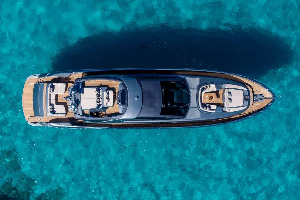 Riva 86 · Tanit — view 6