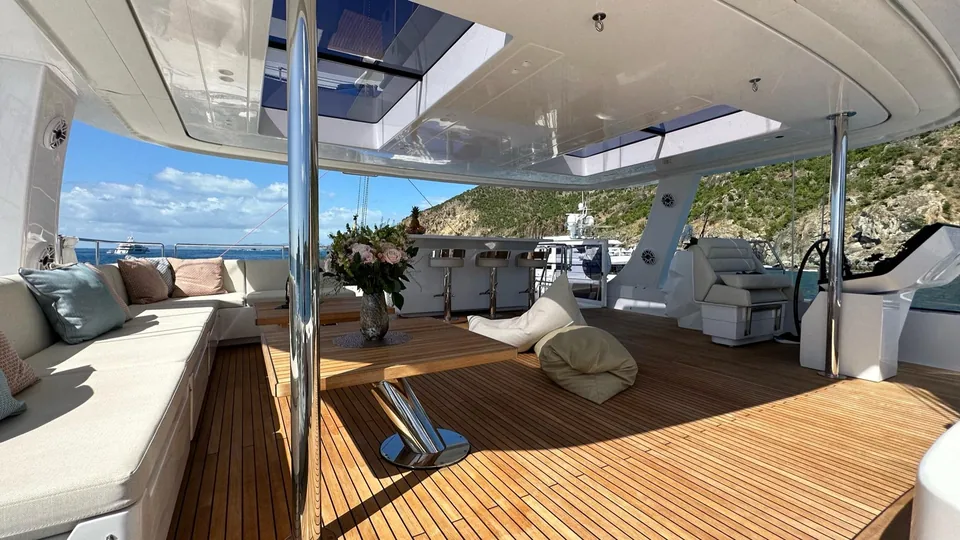 Sunreef 70+ · Yolo — view 10