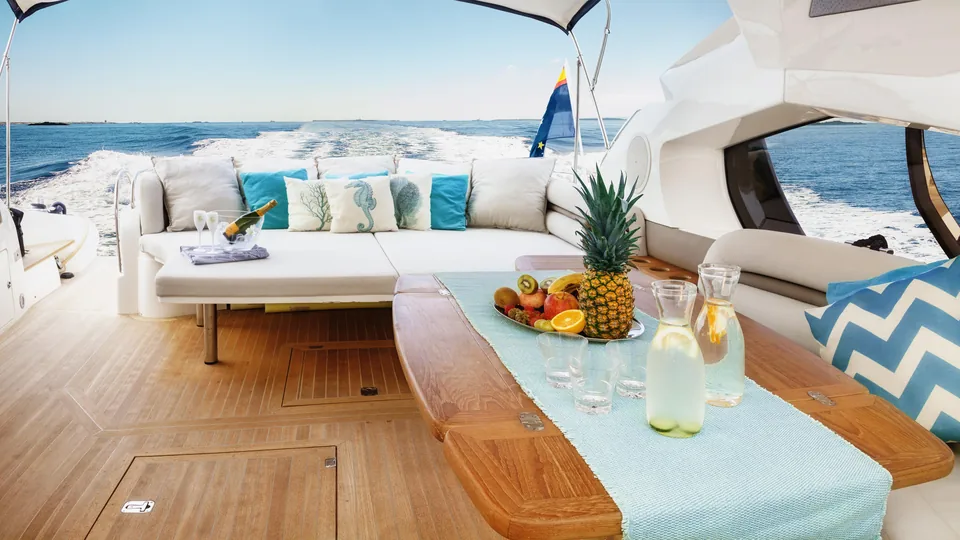 Sunseeker Predator 68 · Tranquility III — view 4