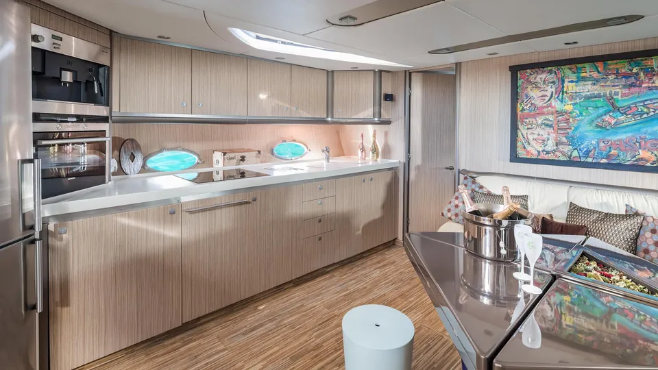 Sunseeker Predator 68 · Tranquility III — view 9