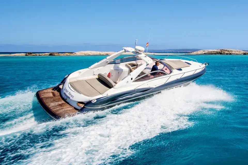 Sunseeker Superhawk 40 · Great News — view 6