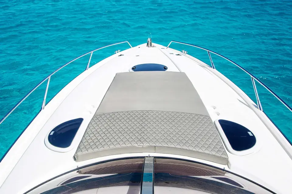 Sunseeker Superhawk 40 · Great News — view 7