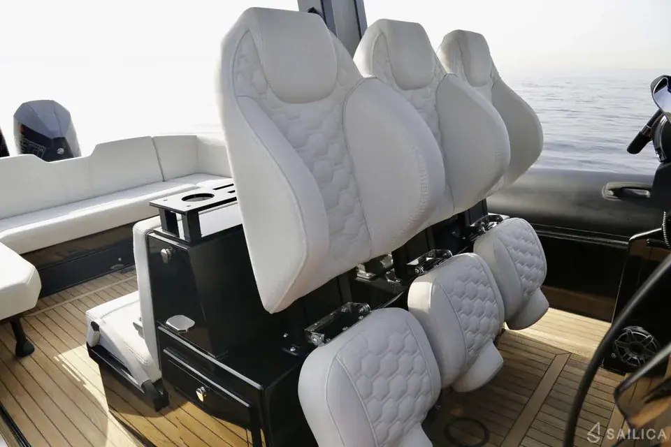 Technohull 40 · Africa — view 7