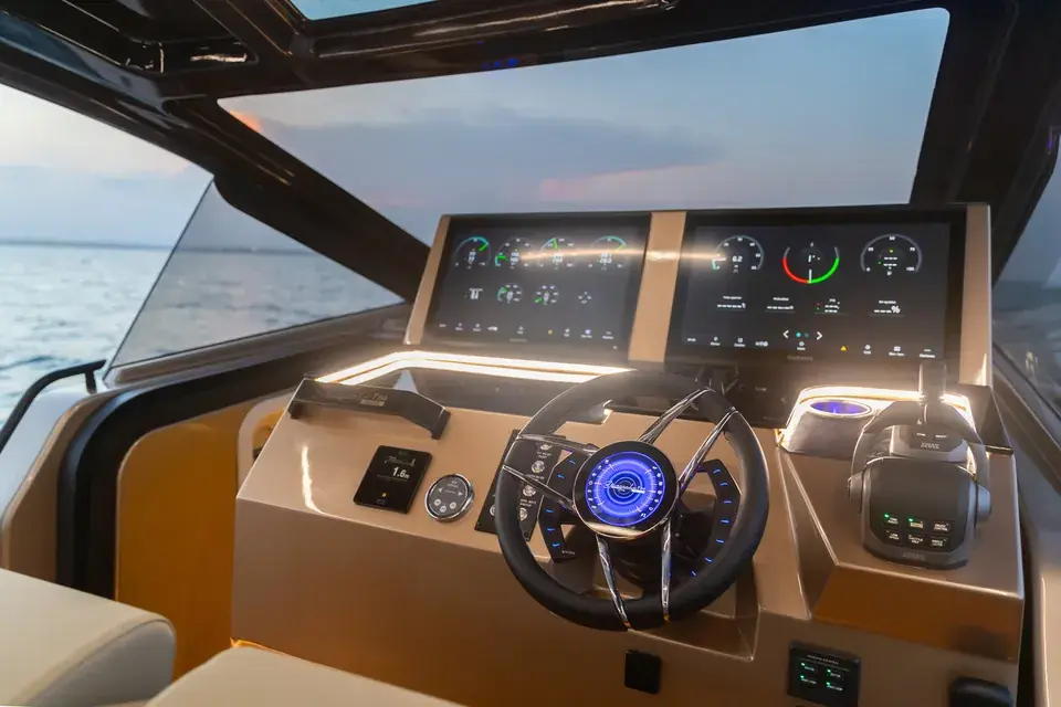 Tesoro T50 Speciale · Goldfinger — view 7